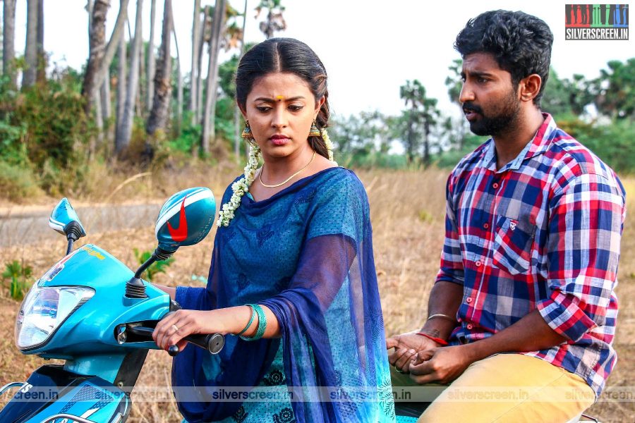 Namma Oorukku Ennathan Aachu Movie Stills Starring Mahendran, Miya Sri