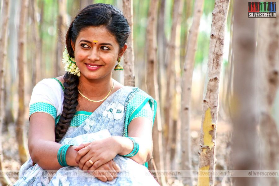 Namma Oorukku Ennathan Aachu Movie Stills Starring Miya Sri