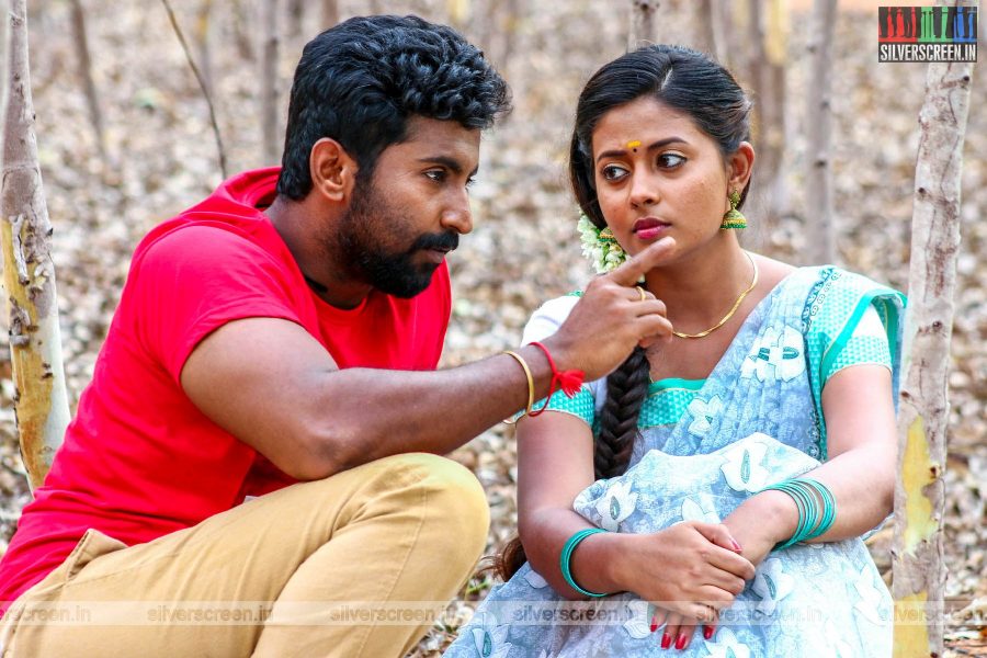 Namma Oorukku Ennathan Aachu Movie Stills Starring Mahendran, Miya Sri