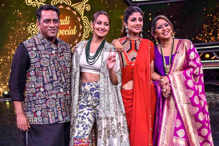 Shilpa Shetty, Sonakshi Sinha Promote 'Kalank' On The Sets Of Super Dancer Chapter 3