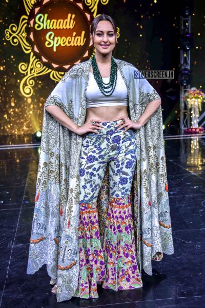 Sonakshi Sinha Promotes 'Kalank' On The Sets Of Super Dancer Chapter 3