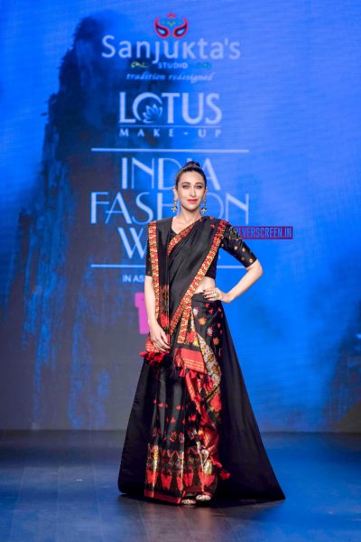 Karisma Kapoor Walks The Ramp At The 'Delhi Fashion Week 2019 – Day 2'