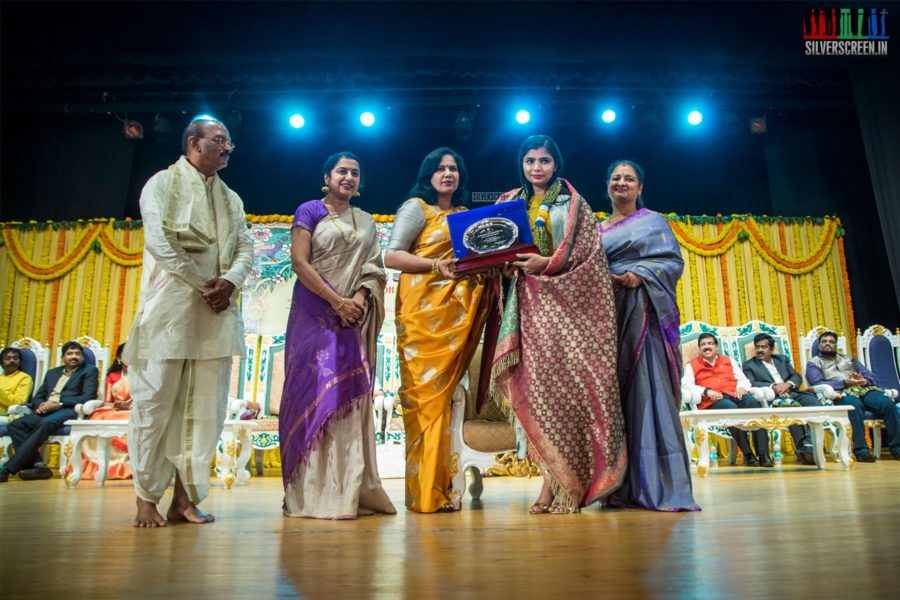 Chinmayi Sripada At The 'Mahila Ratna Awards'
