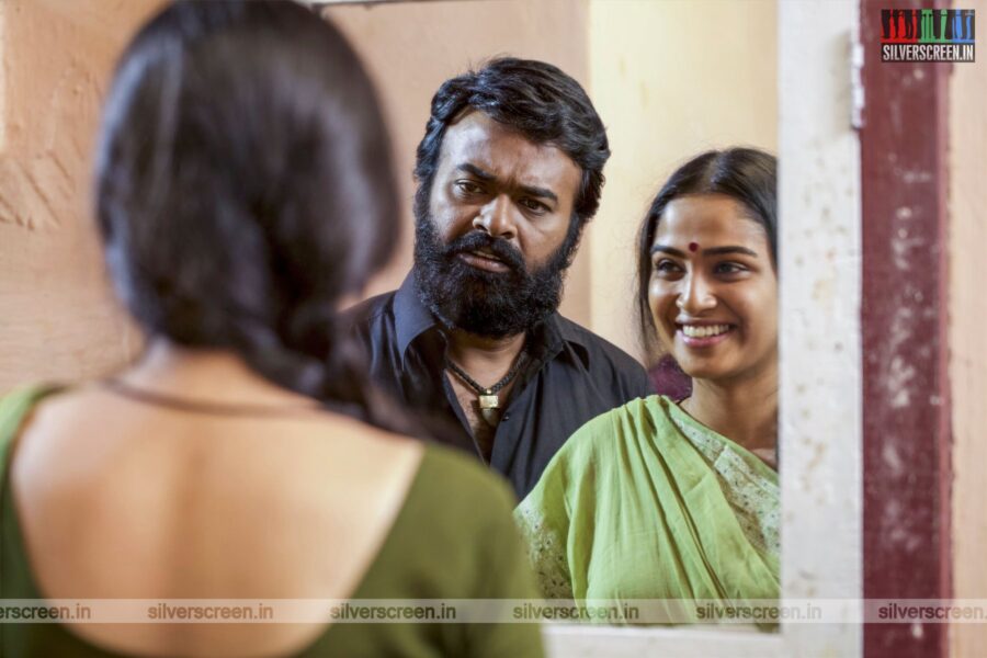 Kallan Movie Stills Starring Karu Pazhaniappan