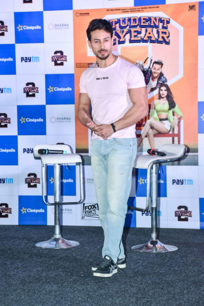 Tiger Shroff Promote 'Student Of The Year 2'