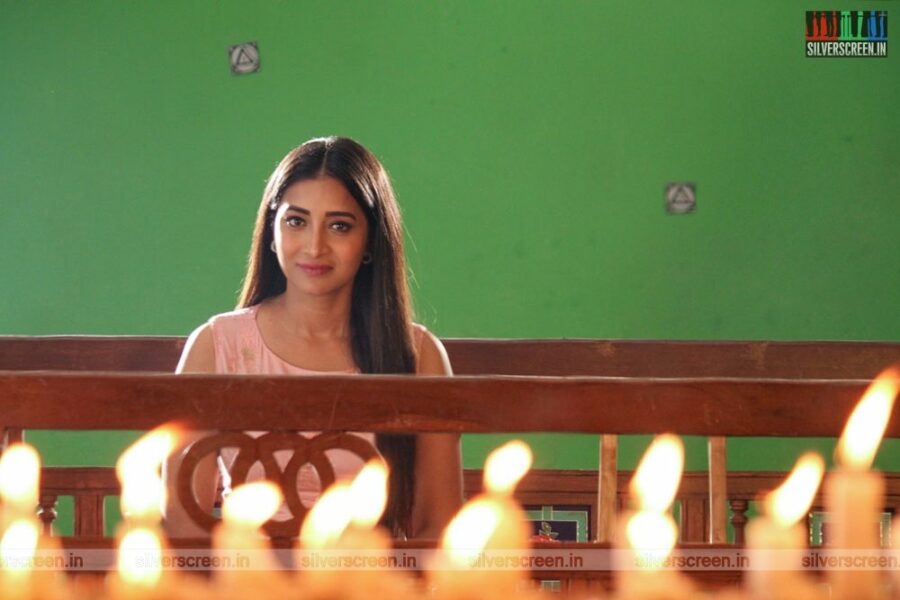 Stills of Actress Bhanu Sree from the movie Breaking News