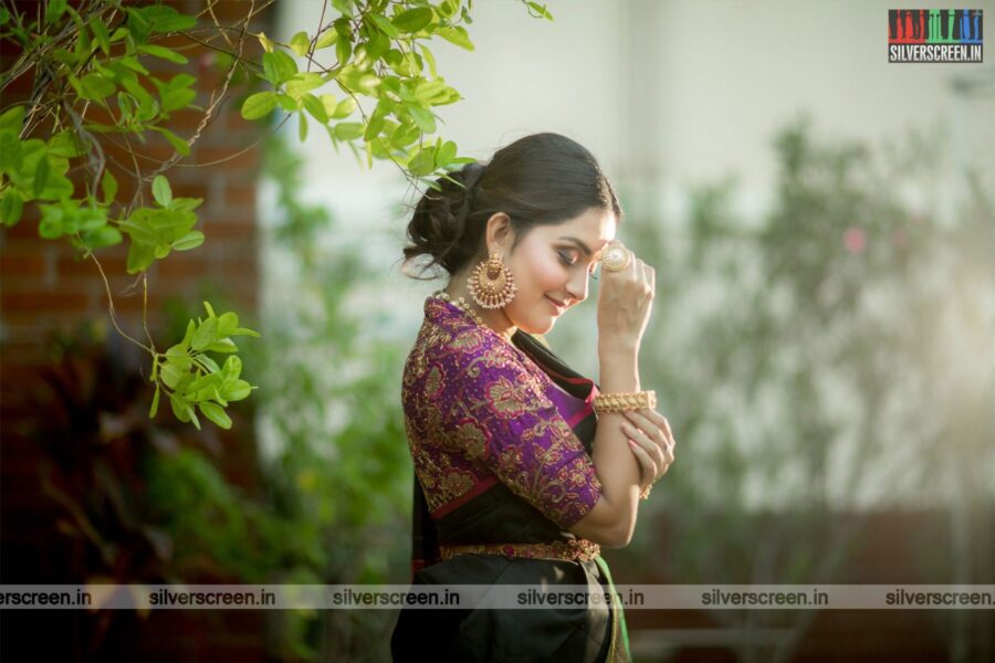 Actress Mahima Nambiar Photoshoot Stills