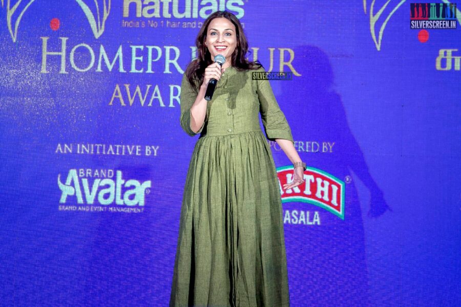 Aishwarya Dhanush At The 'Homepreneur Awards Suyasakthi Virudhugal 2019' Launch