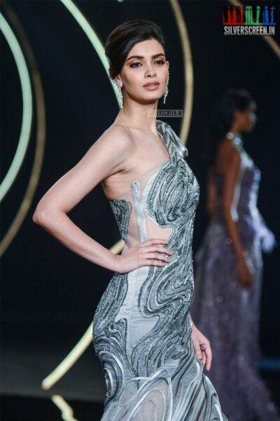 Diana Penty Walks The Ramp For Gaurav Gupta At India Couture Week