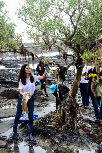 Esha Guta At A Clean Up Campaign In Mumbai