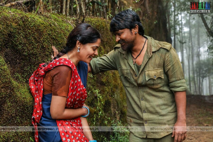 Kazhugu 2 Movie Stills Starring Kreshna, Bindu Madhavi