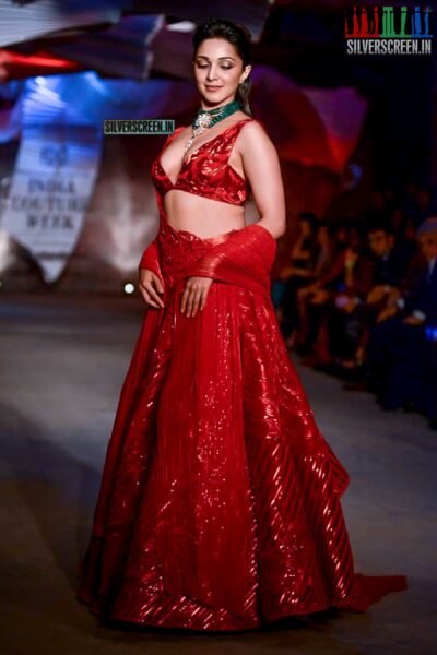Kiara Advani Walks The Ramp For Amit Aggarwal At The India Couture Week