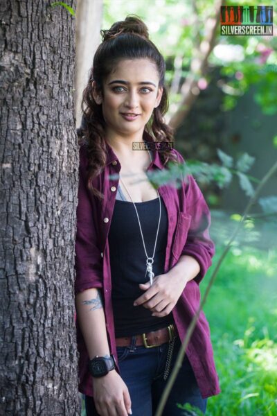 Akshara Haasan At The 'Finger Tip' Press Meet