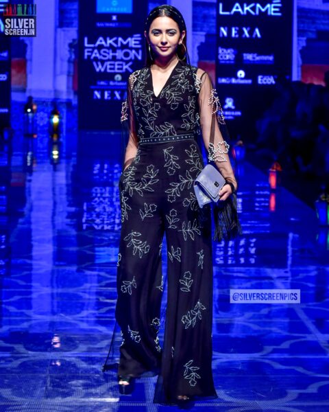 Pooja Hegde Walks The Ramp For Jayanti Reddy At The Lakme Fashion Week 2019 - Day 3
