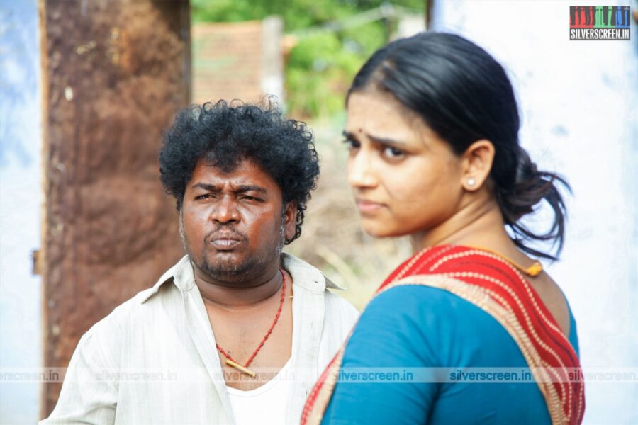 Vaazhga Vivasayi Movie Stills Starring Appukutty, Vasundhara Kashyap