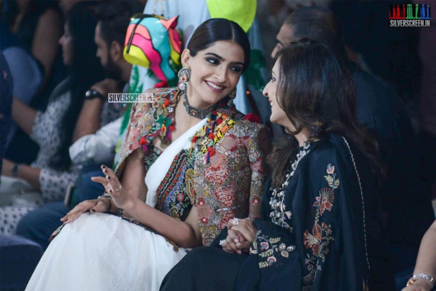 Sonam Kapoor At The Lotus Makeup India Fashion Week