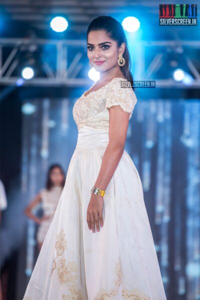 Anagha Walks The Ramp At 'Prawolion Fashion Week'