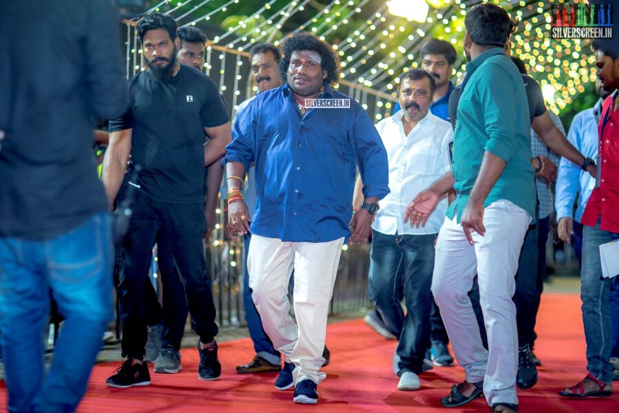 Yogi Babu at The 'Zee Cine Awards'