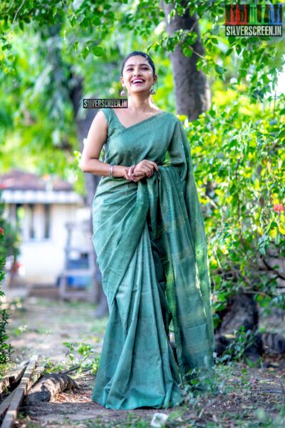 Abinaya Selvam At The ‘Oh My Kadavule’ Press Meet