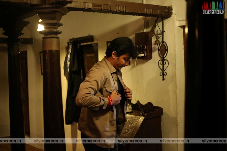 Seeru Movie Stills Starring Jiiva