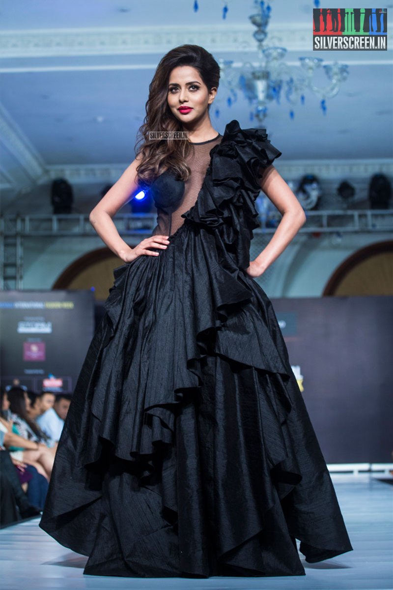 Raiza Wilson Walks The Ramp At The 9th Edition of Chennai International Fashion Week 2019 - Day 2