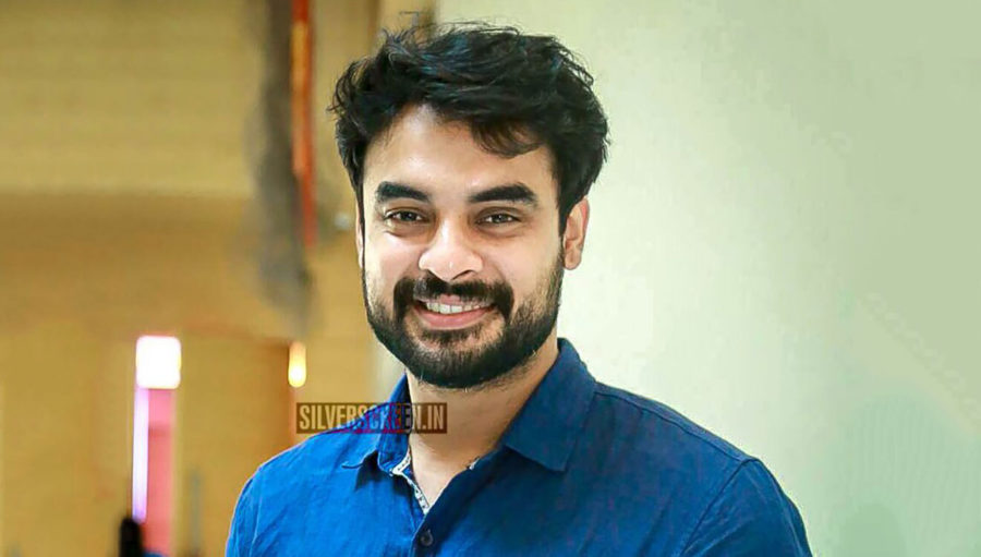 Tovino Thomas is a chain-smoker in Theevandi | Malayalam Movie News - Times  of India