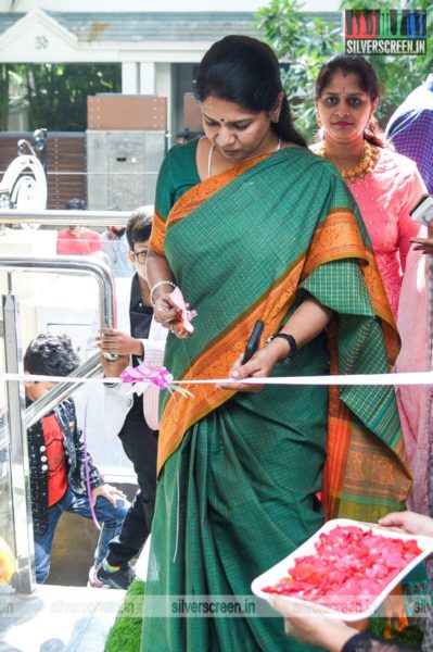 Kanimozhi At A Salon Launch In Chennai