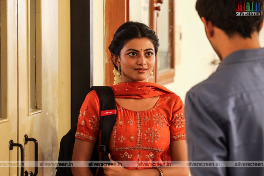 Kamali From Nadukkaveri Movie Stills Starring Anandhi