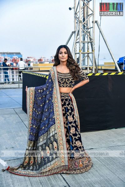 Hina Khan Walks The Ramp At The Lakme Fashion Week 2021