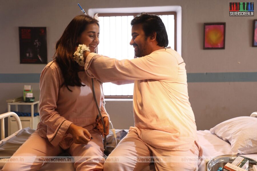 Idiot Movie Stills Starring Mirchi Shiva, Nikki Galrani