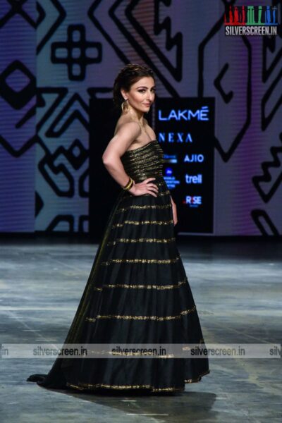 Soha Ali Khan walks the ramp for Megha Jai Madaan at the Lakme Fashion Week 2021