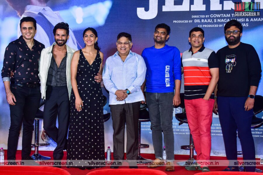 Shahid Kapoor, Mrunal Thakur At The Jersey Trailer Launch