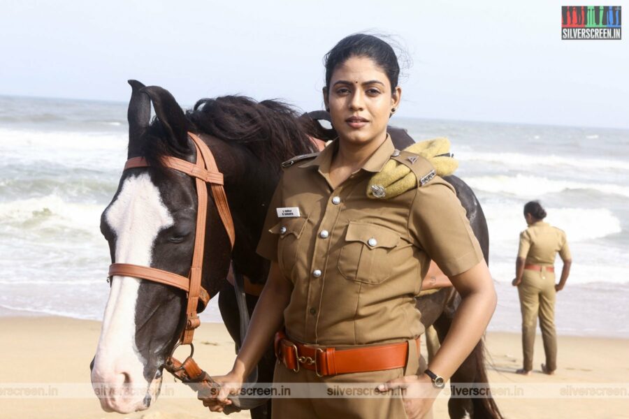 Stills of Actor Iniya from the movie Writer